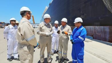 • وزير البترول يقوم بزيارة ميدانية لميناء الدخيلة بالإسكندرية لتفقد إتمام أعمال التجهيزات النهائية بوحدة التغييز العائمة "إنيرجيوس باور"