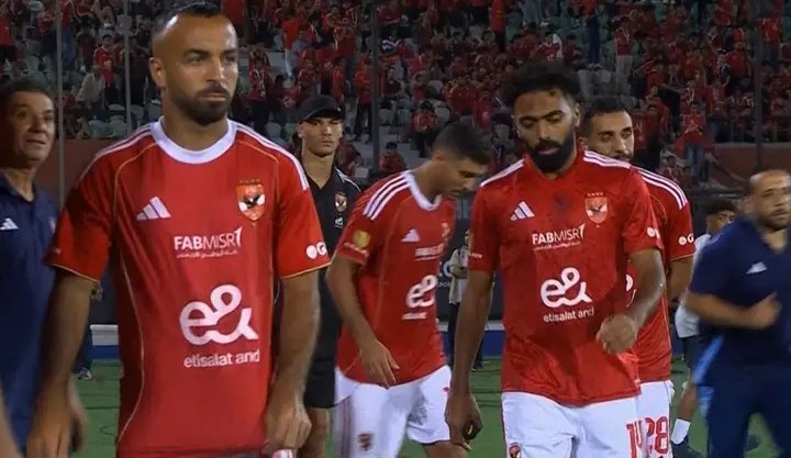 الأهلي يُنهي عقد ريبيرو فجراً