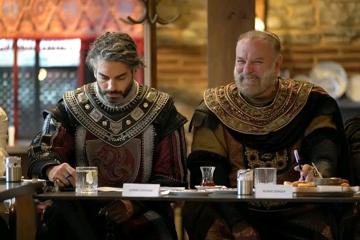 السيد الأعرج يكتب.. بوراك سيرجين يكشف مفاجآت شخصية "ساروز" في مسلسل المؤسس أورهان (Kuruluş Orhan) | تصريحات نارية تشعل مواقع التواصل مع مفاجآت درامية ضخمة وموسم استثنائي ينتظره الجمهور