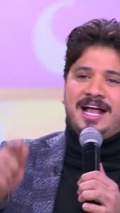 مصطفى حجاج يفاجئ الجمهور بأغنية وألبوم جديدين