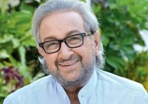 نور الشريف أفلام صنعت مغامرته الأكبر في السينما