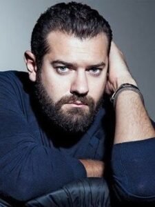 السلم والثعبان 2 يتصدر شباك التذاكر بقوة