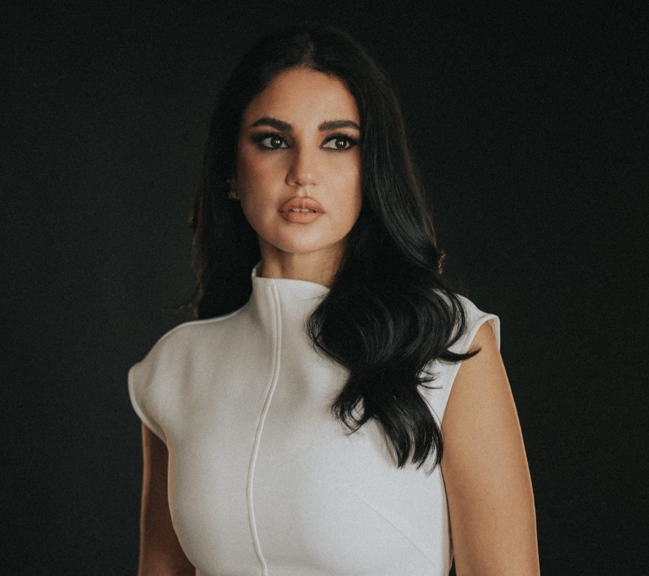 دُرّة تتوّج حضورها العالمي