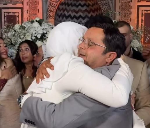 محمد هنيدي يحتفل بعقد قران ابنته فريدة وسط تهاني واسعة على مواقع التواصل الاجتماعي