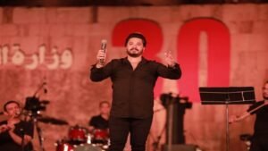 مصطفى حجاج يفاجئ الجمهور بأغنية وألبوم جديدين