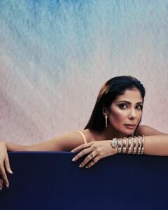 منى زكي ترد على الجدل حول فيلم “الست”