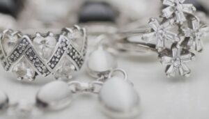 الفضة تواصل الارتفاع في الأسواق المصرية