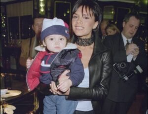 الجارديان: عندما يلتقي اسم العلامة التجارية بالدم: نظرة من الداخل على عالم عائلة بيكهام