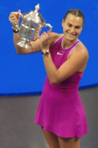 سابالينكا تواصل الهيمنة وتبلغ نهائي أستراليا المفتوحة