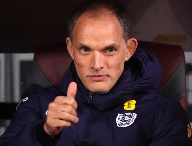 توخيل يمدد عقده مع منتخب إنجلترا