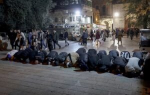 الأقصى «مُفجِّر»: هل انهار اتفاق الستة عقود بشأن الصلاة في الحرم الشريف؟