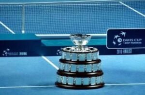 انسحاب مفاجئ يهز مواجهة بريطانيا والدنمارك