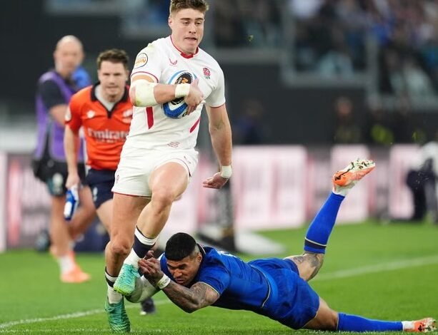 إيطاليا تتقدم مبكرًا على إنجلترا