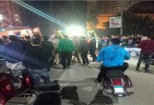 بين خطوة وأخرى.. نهاية مفاجئة لحياة سيدة وطالب بعد سقوط مواد بناء من أعلى برج بالمحلة