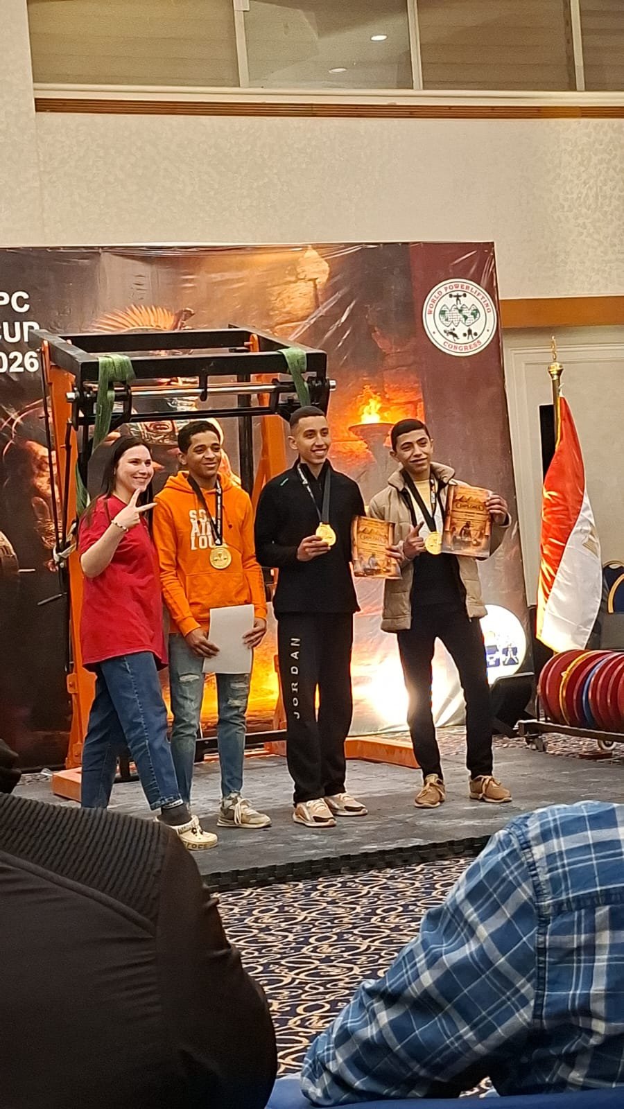 نور أشرف يكتب التاريخ