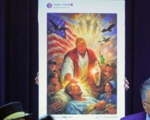 صراع الإيمان والسياسة.. حرب ترامب مع البابا تقسم الكاثوليك في أمــ.ـ.ـريكا