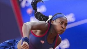 جوف تودع شتوتغارت وموخوفا تكتب تاريخًا جديدًا