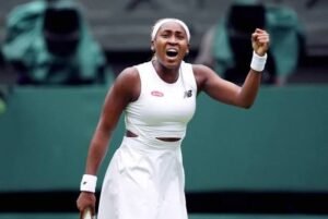 جوف تودع شتوتغارت وموخوفا تكتب تاريخًا جديدًا