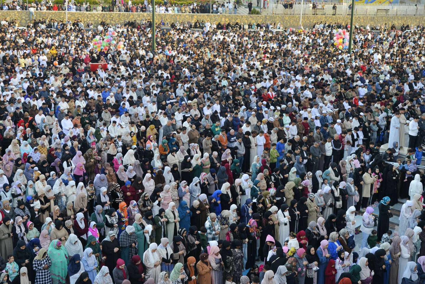 صلاة العيد في الساحات