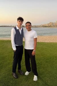 أبناء أحمد السعدني يخطفون الأنظار في زفاف والدهم من ميرنا