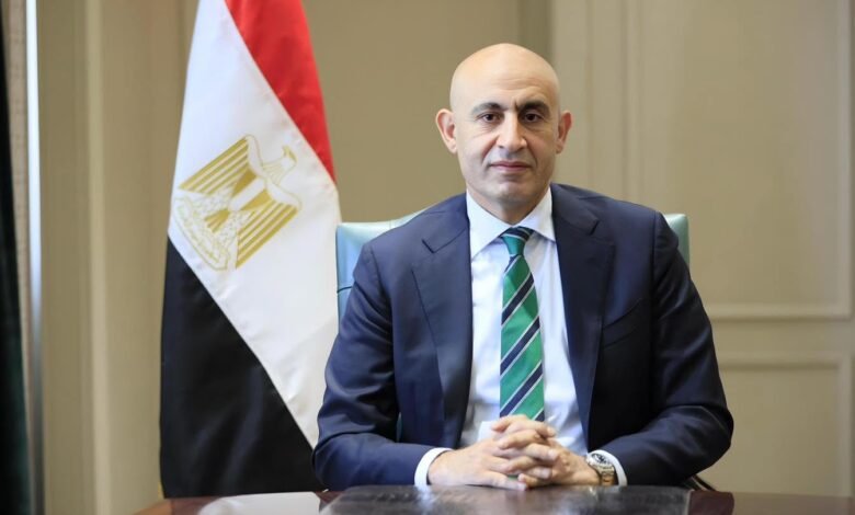وزير التربية والتعليم يتابع سير امتحانات الثانوية العامة ويؤكد الالتزام بالإجراءات المنظمة للجان