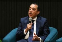 رئيس الوزراء يطلق الإصدار الثاني لوثيقة سياسة ملكية الدولة لتعزيز الاستثمار ودعم النمو الاقتصادي حتى 2030.