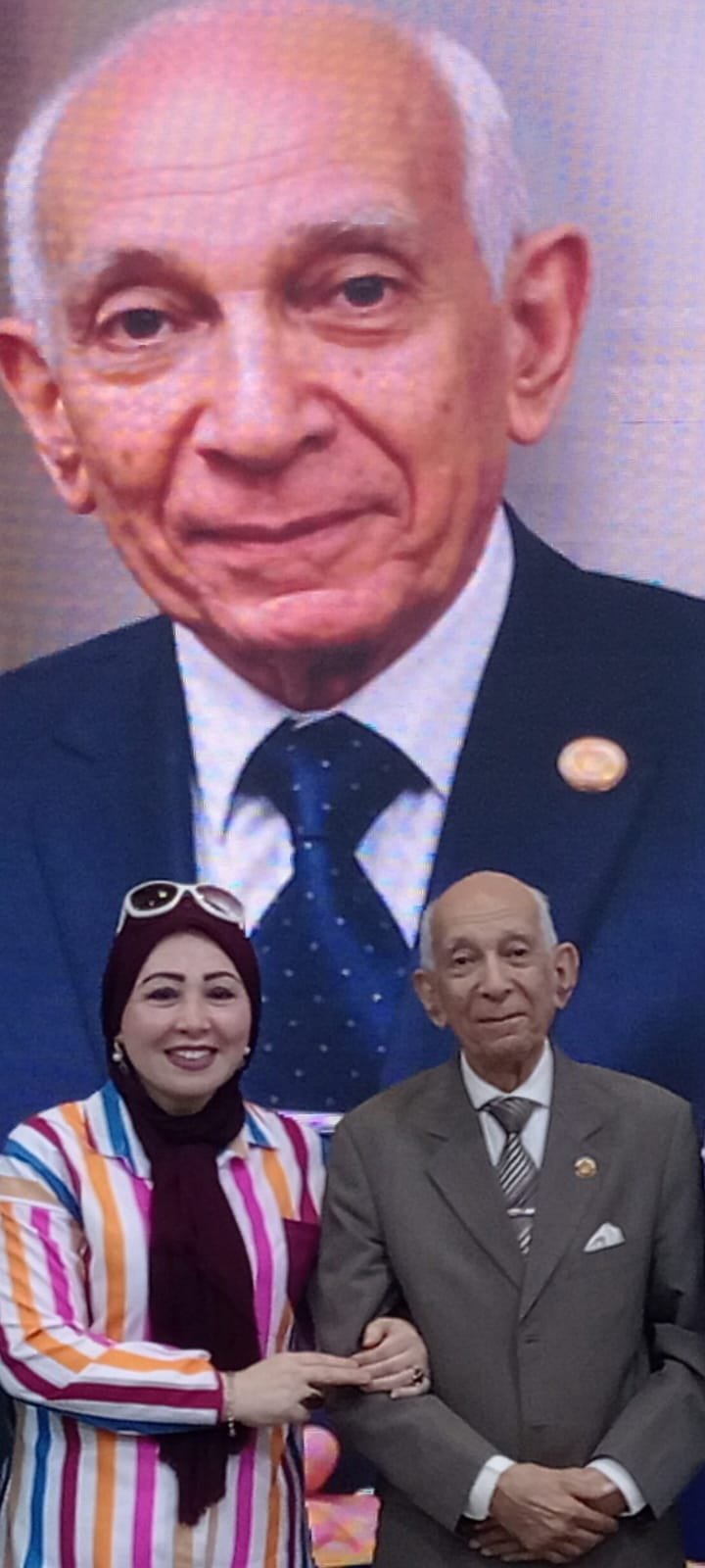 الاستاذه حنان عبد المجيد نجاح والدكتور عبد الحميد عبد الحي