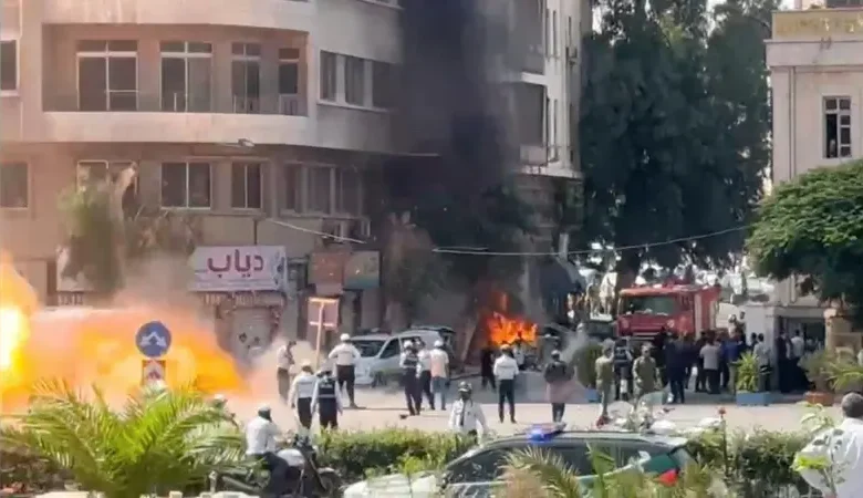 إصابات بانفجارين في دمشق تزامناً مع زيارة الرئيس الفرنسي إيمانويل ماكرون