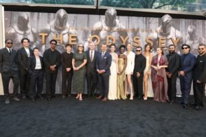 زيندايا لتوم هولاند: اقبل "The Odyssey" أو سأتركك
