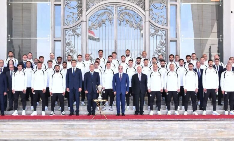 السيسي امام المنتخب الرياضة قوة وطنية ومشروع لاكتشاف المواهب المصرية