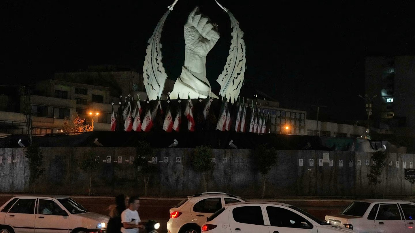 التصعيد الأمريكي الإيراني وتأثيره على أسعار النفط
