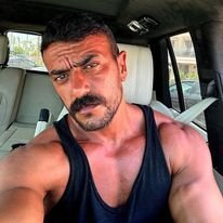 العوضي وياسمين عبد العزيز يشعلان سباق الصيف السينمائي من جديد
