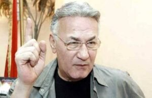 عزت أبو عوف: رحلة جنتلمان الشاشة من الطب إلى الفن