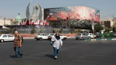 سفينة حربية أمريكية في مياه مضيق هرمز وسط التوتر بين إيران وأمريكا