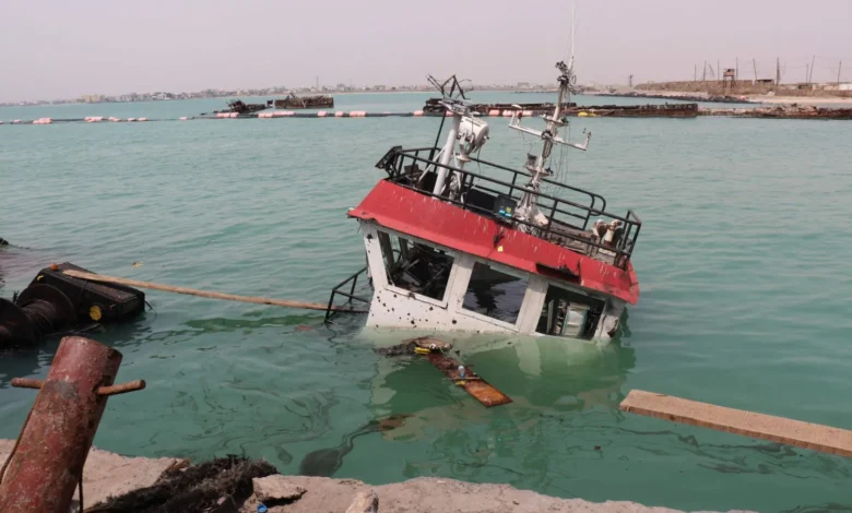 هجوم حوثي في باب المندب يستهدف سفينة شحن في البحر الأحمر
