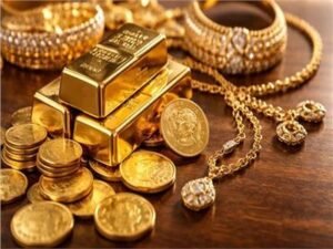 ارتفعت أسعار الذهب اليوم الثلاثاء 18 أغسطس في بداية التعاملات بالبورصة العالمية وصعدت الأوقية بنحو 30 دولارًا،