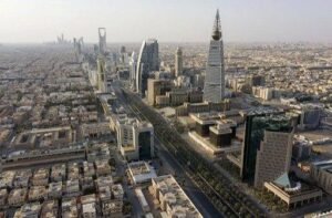 تحركات سعودية ضد الحوثيين.. وتحالف دولي لتأمين البحر الأحمر