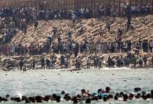 قوات الأمن الإسبانية خلال أزمة المهاجرين في سبتة