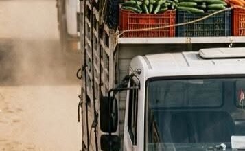 أسواق غزة الممتلئة تعجز عن إطعام السكان