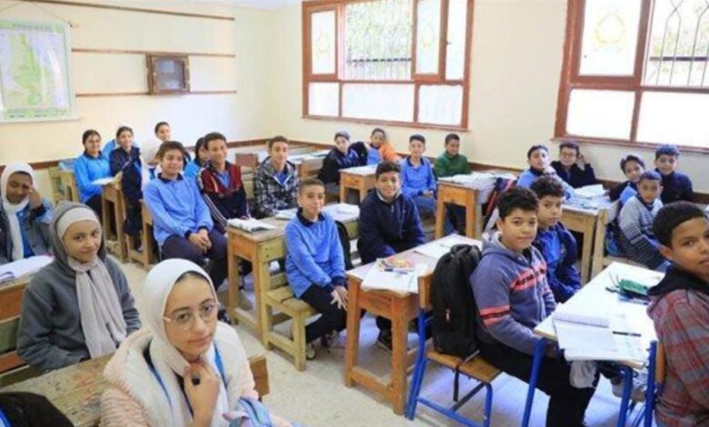 طلاب داخل المدارس خلال العام الدراسي الجديد 2026/2027