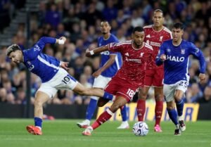 ليفربول ومانشستر سيتي.. صفقات جديدة واختبارات مبكرة