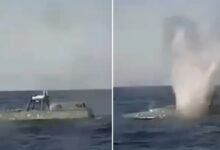 زوارق مسيرة أوكرانية وروسية تخوض معركة بحرية..أعلنت البحرية الأوكرانية تنفيذ ما وصفته بأنه أول اشتباك عسكري في التاريخ بين زورقين مسيرين