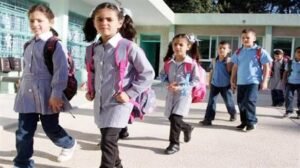 المدارس تفتح أبوابها.. فرحة الطلاب تعلن بداية عام دراسي جديد