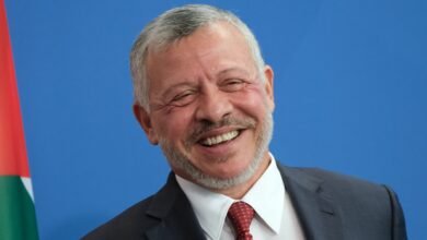 الملك عبدالله الثاني يحتفل بعيد ميلاد الأميرة إيمان