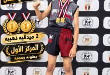 البطل عبدالرحمن عتمان متوجاً بالميدالية الذهبية في بطولة القطاعات الرسمية للكيك بوكس