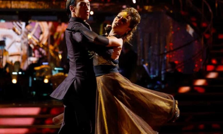 «Strictly Come Dancing 2026».. منافسة مشتعلة ومفاجآت تهدد النجوم
