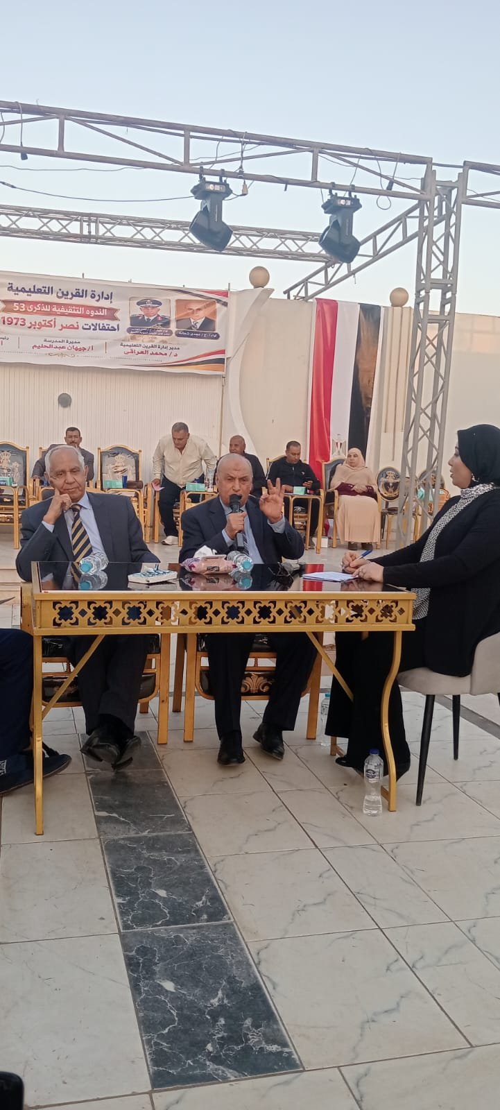 أبطال القوات المسلحة في ندوة ذكرى نصر أكتوبر بالقرين.