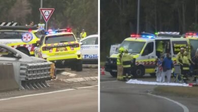 سيارة تقتحم حشدًا رياضياً