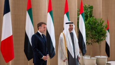 محمد بن زايد وماكرون يبحثان تعزيز الشراكة