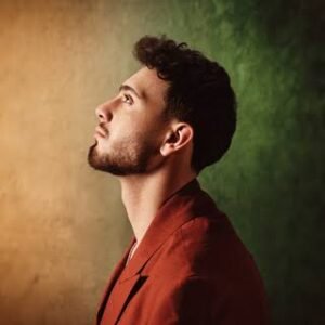 الشامي يفاجئ جمهوره بالتنازل عن جائزة أفضل مطرب شاب.. والسبب
